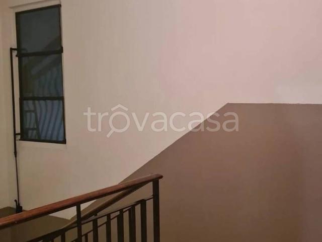 Appartamento in affitto a Magenta via Milano, 102, non arredato/vuoto, box, ascensore TrovaCasa
