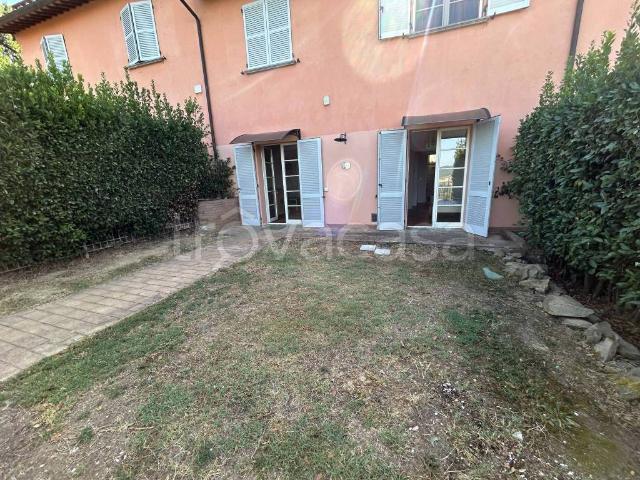 Appartamento in affitto a Magione via del Castello, arredato, giardino privato, posto auto TrovaCasa