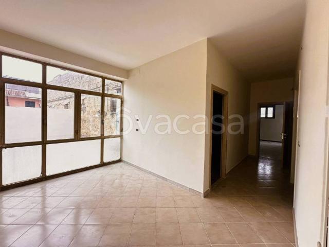 Appartamento in affitto a Maddaloni via Brecciame, 83, non arredato/vuoto, terrazzo, veranda TrovaCasa