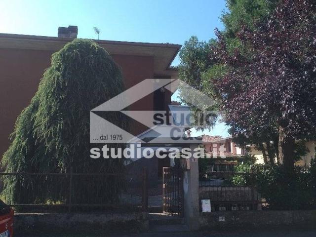 Appartamento in affitto a Maleo LO