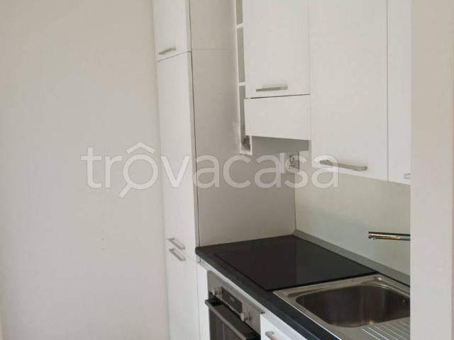Appartamento in affitto a Malgrate via Gaggio, 52, arredato, ristrutturato, balcone TrovaCasa