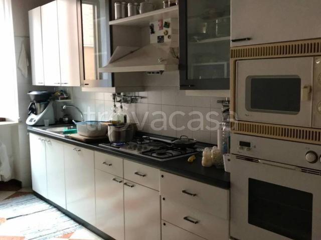 Appartamento in affitto a Mantova, arredato, giardino, box TrovaCasa