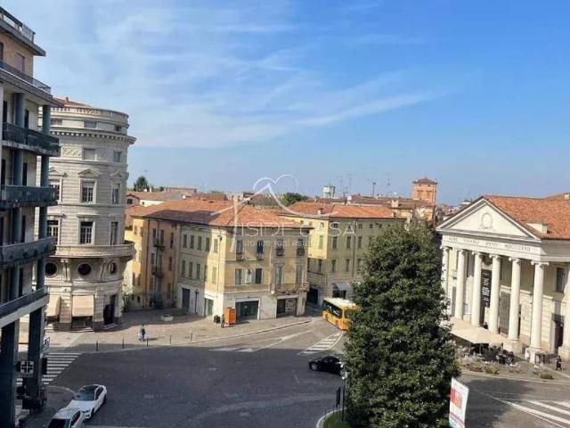 Appartamento in affitto a Mantova MN