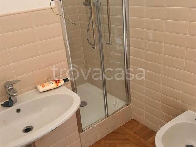 Appartamento in affitto a Mantova, non arredato/vuoto, box, lavanderia TrovaCasa