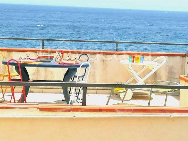 Appartamento in affitto a Mascali, arredato, terrazzo, fronte mare TrovaCasa