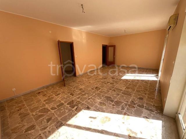 Appartamento in affitto a Mascalucia corso San Vito, ascensore, buono stato, luminoso TrovaCasa