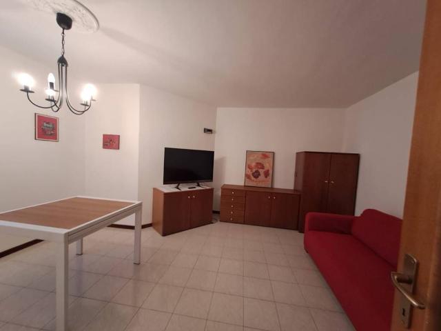Appartamento in affitto a Maslianico CO