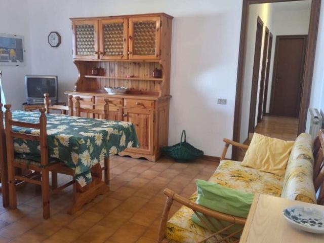 Appartamento in affitto a Massa Marina Di Massa
