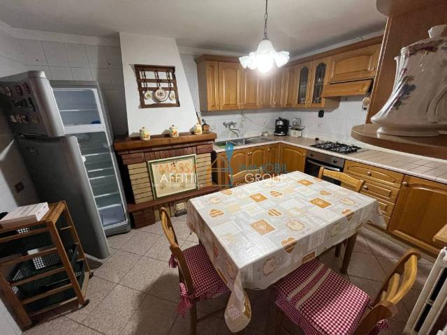 Appartamento in affitto a Massa MS