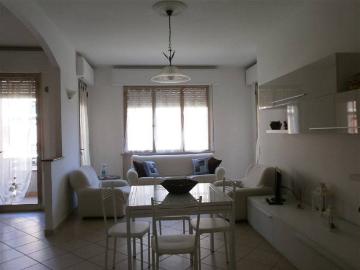 Appartamento in affitto a Massa MS