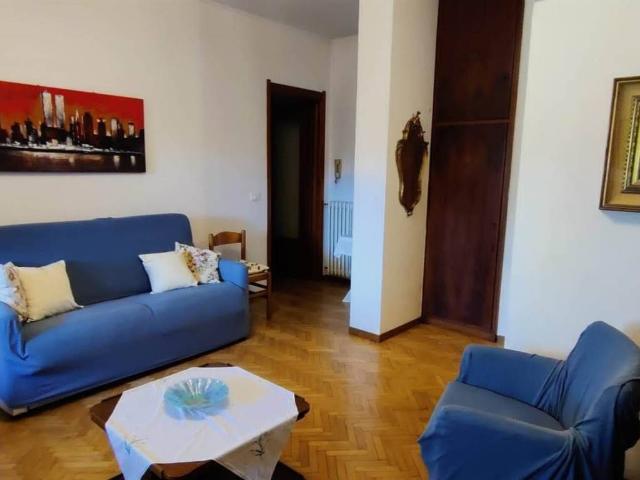 Appartamento in affitto a Massa MS