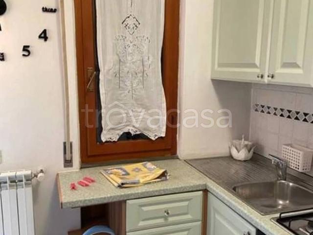 Appartamento in affitto a Massa neighbourhood: Ronchi, terrazzo TrovaCasa