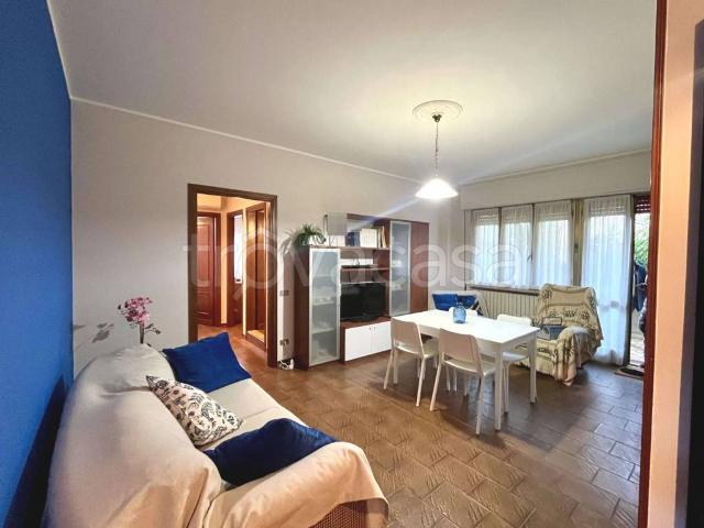 Appartamento in affitto a Massa, arredato, giardino privato, box TrovaCasa