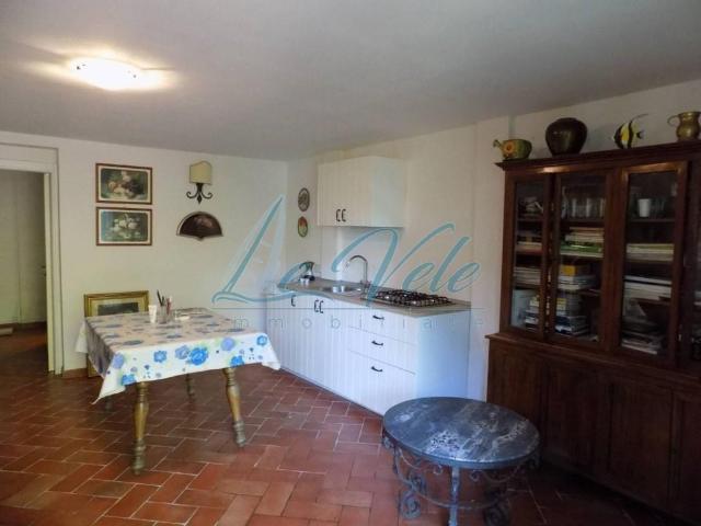 Appartamento in affitto a Massa, arredato, giardino privato, posto auto TrovaCasa