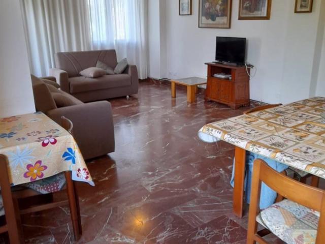 Appartamento in affitto a Massa, arredato, terrazzo, ascensore TrovaCasa