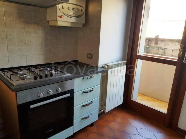 Appartamento in affitto a Massa, arredato, box, balcone TrovaCasa