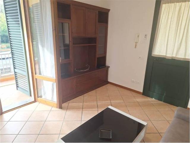 Appartamento in affitto a Massa e Cozzile PT