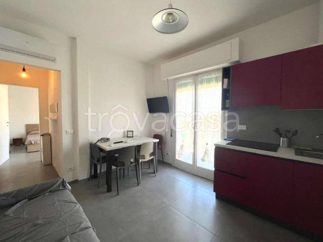 Appartamento in affitto a Massa via Bagnone, arredato, terrazzo, ascensore TrovaCasa