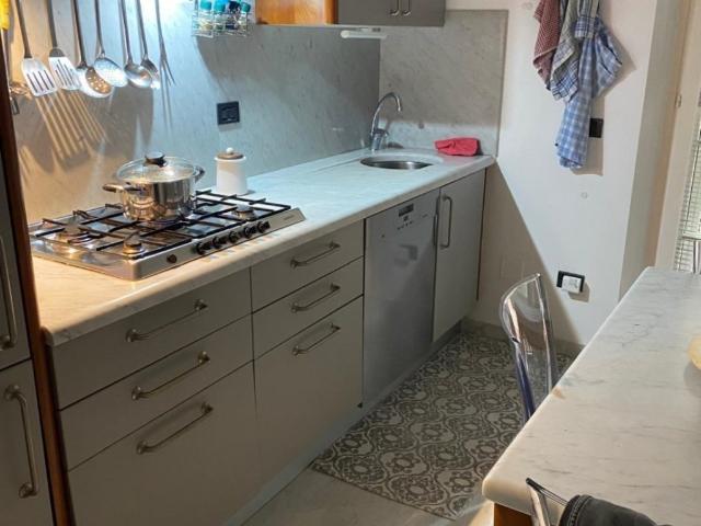 Appartamento in affitto a Massa vle Giacomo Puccini, arredato, giardino privato, posto auto TrovaCasa