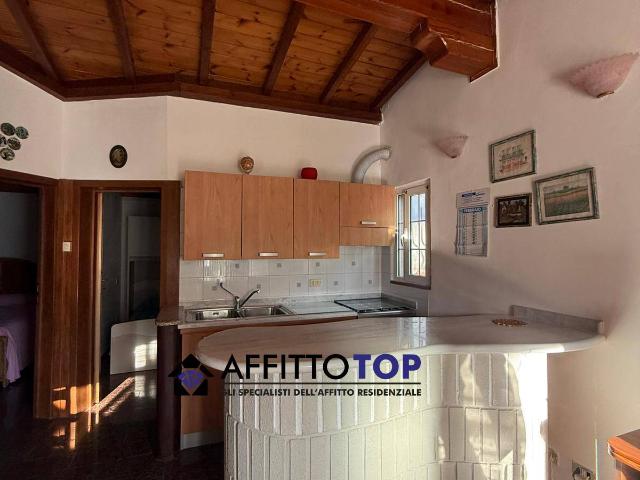Appartamento in Affitto a Massa