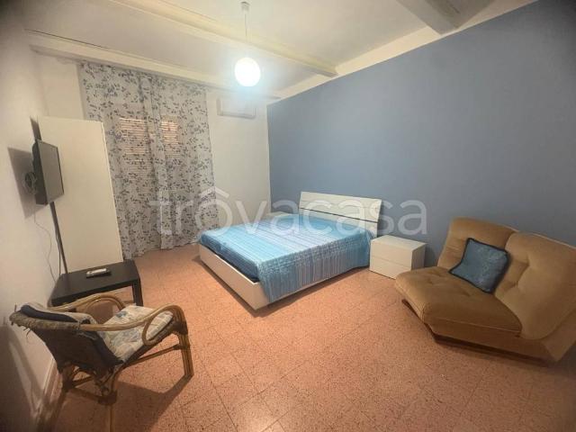 Appartamento in affitto a Marina di Gioiosa Ionica via Cristoforo Colombo, arredato, lungomare, balcone TrovaCasa