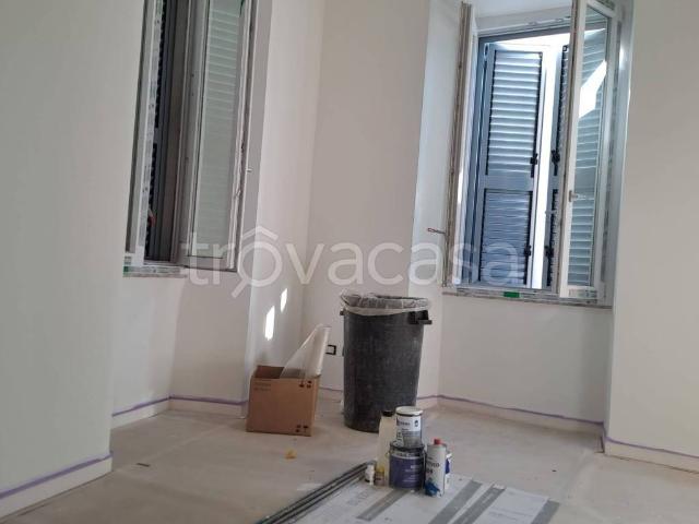 Appartamento in affitto a Marino piazza San Barnaba, 15, parzialmente arredato, balcone, angolo cottura TrovaCasa