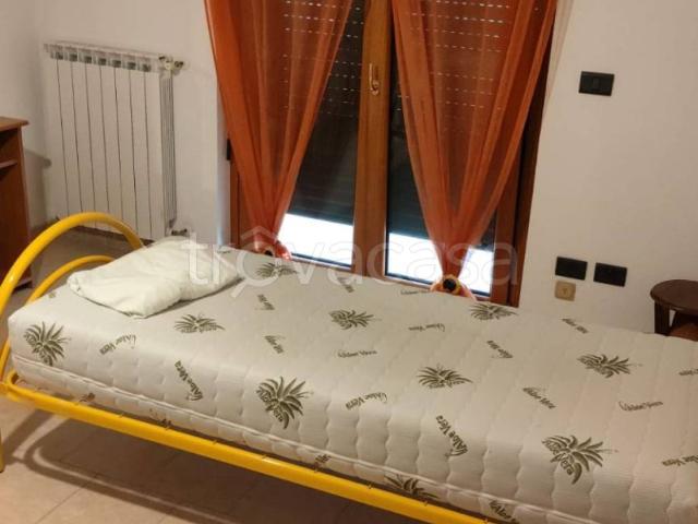 Appartamento in affitto a Marsicovetere via Lucania, arredato, riscaldamento autonomo, aria condizionata TrovaCasa