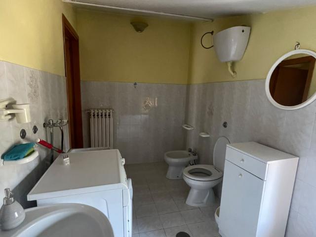 Appartamento in Affitto a Marsicovetere Villa d'Agri