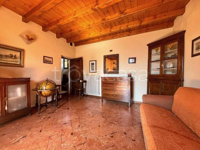 Appartamento in affitto a Menaggio via Luigi Cadorna, arredato, terrazzo, centrale TrovaCasa