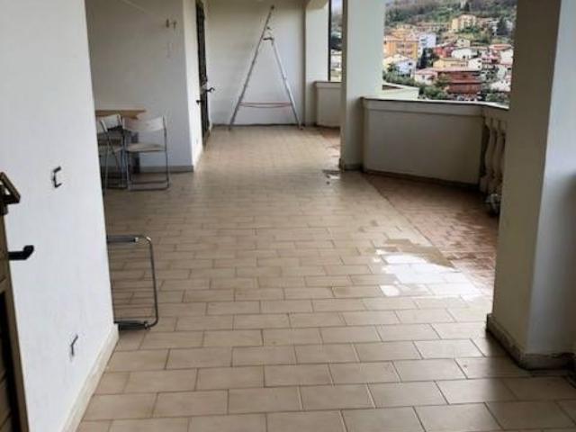 Appartamento in affitto a Mendicino via Sacerdote Domenico Martire, arredato, terrazzo, riscaldamento autonomo TrovaCasa