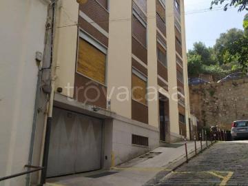 Appartamento in affitto a Messina salita della Caperrina, non arredato/vuoto, centrale, posto auto coperto TrovaCasa