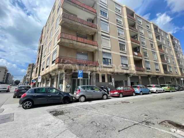Appartamento in affitto a Messina via Magazzini Generali, arredato, ristrutturato, senza ascensore TrovaCasa