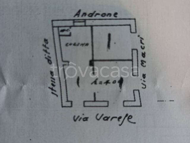 Appartamento in affitto a Messina via Alfredo Giovanni Cesareo, non arredato/vuoto, buono stato, centrale TrovaCasa