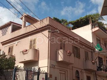 Appartamento in affitto a Messina via del Santo, terrazzo, ristrutturato, balcone TrovaCasa