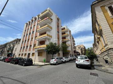 Appartamento in affitto a Messina via Felice Bisazza, 21, arredato, terrazzo, riscaldamento autonomo TrovaCasa