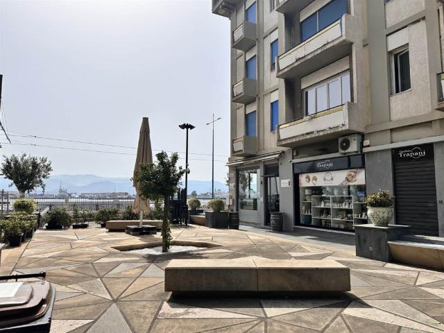 Appartamento in affitto a Messina via Garibaldi 118, arredato, riscaldamento autonomo, ascensore TrovaCasa