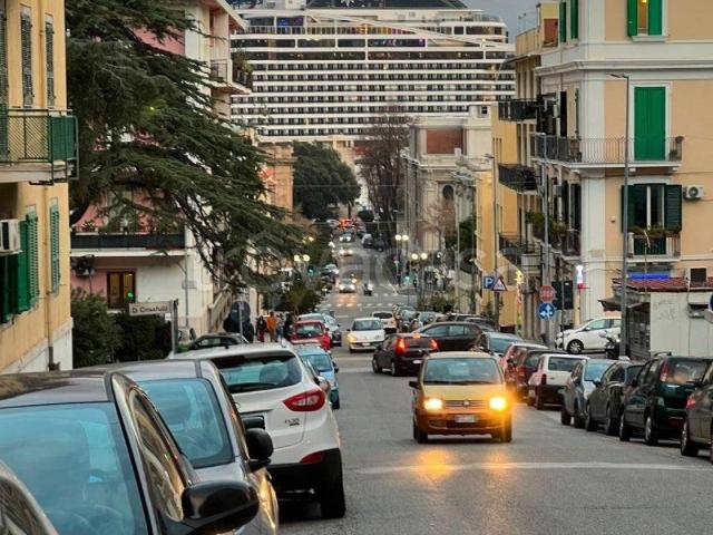 Appartamento in affitto a Messina via Sant'Agostino, 34/1, arredato, ascensore, balcone TrovaCasa