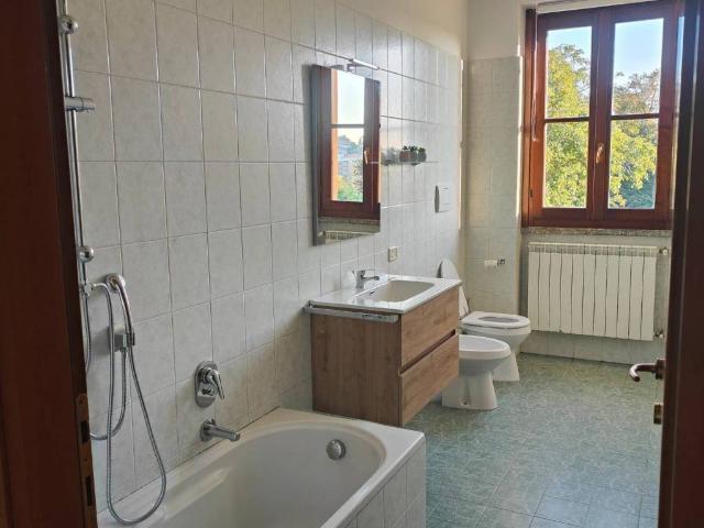 Appartamento in affitto a Merone CO