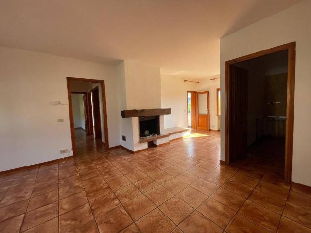 Appartamento in affitto a Miane TV