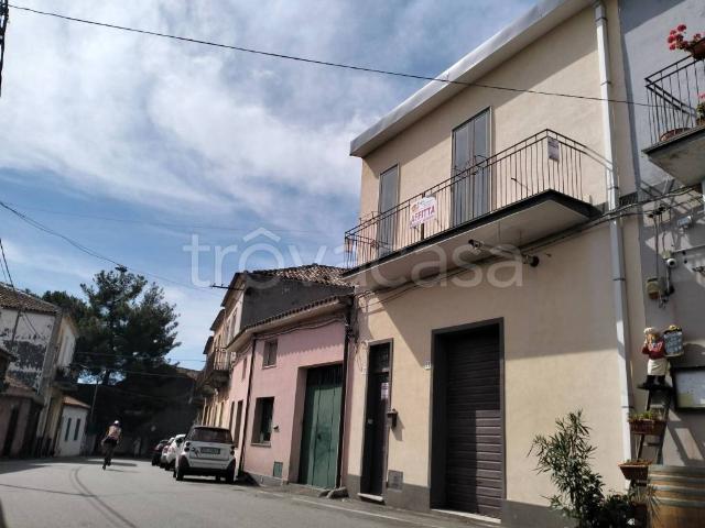 Appartamento in affitto a Milo via Mongibello, 37, arredato, terrazzo, balcone TrovaCasa