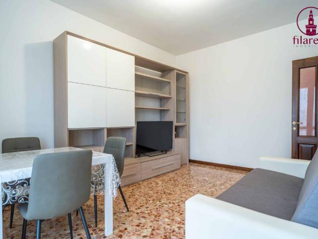 Appartamento in affitto a Milano via Comasina, 81, arredato, ascensore, doppia esposizione TrovaCasa