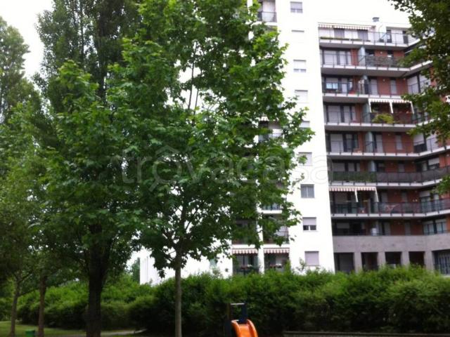 Appartamento in affitto a Milano via Caduti In Missione Di Pace, 19, arredato, ascensore, cantina TrovaCasa