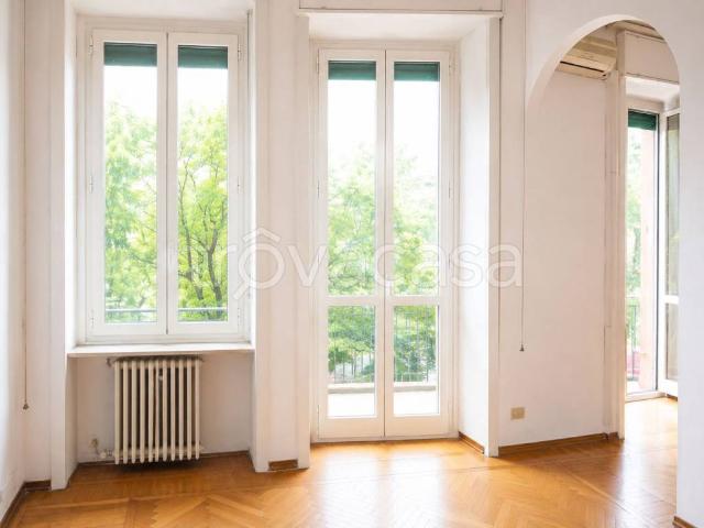 Appartamento in affitto a Milano via andré marie Ampère, 15, terrazzo, parzialmente arredato, vicinanze negozi TrovaCasa