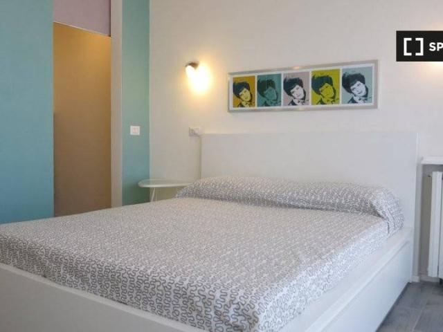 Appartamento in affitto a Milano via Beldiletto, Famagosta