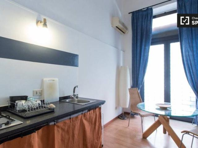 Appartamento in affitto a Milano via Gaudenzio Ferrari, Corso Genova