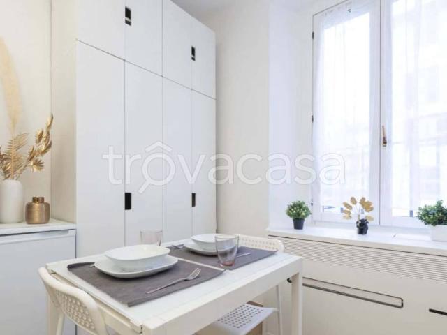 Appartamento in affitto a Milano via Galeazzo Alessi, Corso Genova