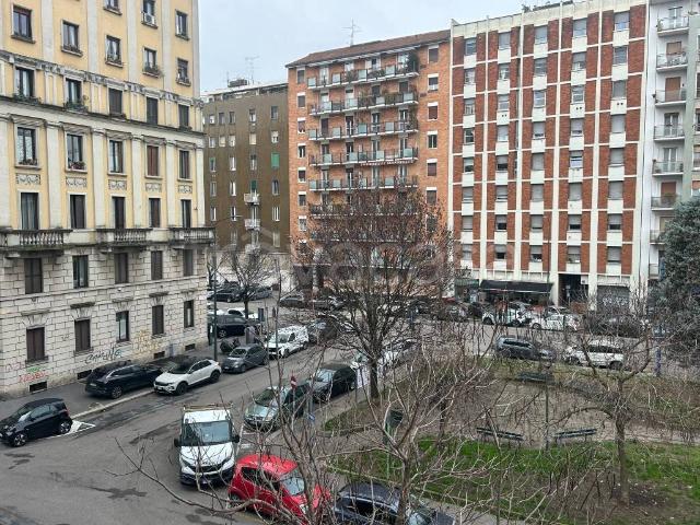 Appartamento in affitto a Milano via Giuseppe Antonio Borgese, 14, riscaldamento centralizzato, ristrutturato, impianto allarme TrovaCasa