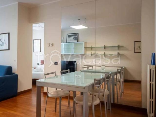 Appartamento in affitto a Milano via dei Fabbri, Carrobbio