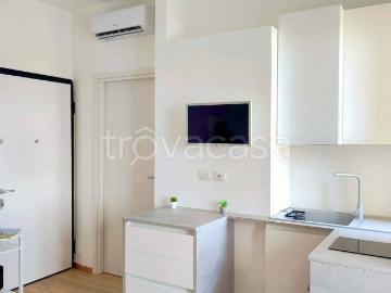 Appartamento in affitto a Milano via dei Tulipani, arredato, terrazzo TrovaCasa