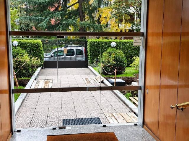 Appartamento in affitto a Milano via dei valtorta, 11, arredato, servizio di portineria, balcone TrovaCasa